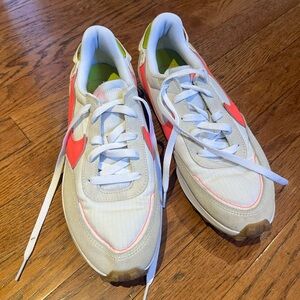 Nike White and Coral Women's Sneakers - Lightweight Casual Trainer